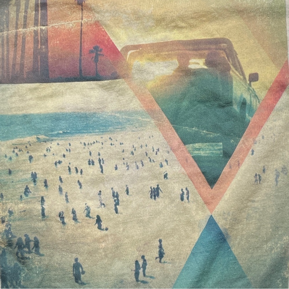 American Eagle Unisex Gray beach surfer summer graphic t-shirt - size xs - Picture 2 of 5
